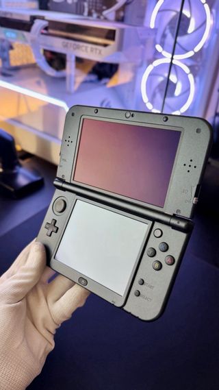 +200 Giochi New Nintendo 3DS XL Nero Con scatola