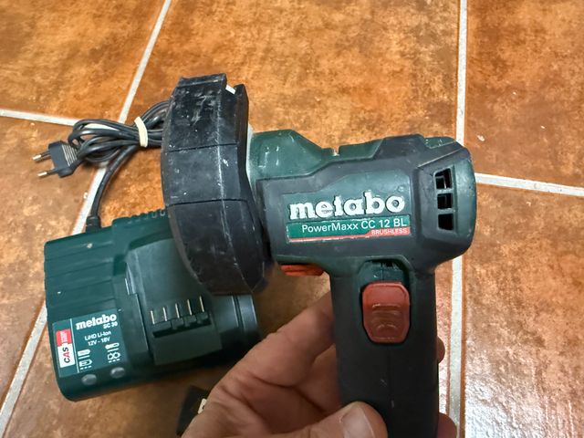 Mini amoladora Metabo PowerMaxx CC 12 BL, 12V