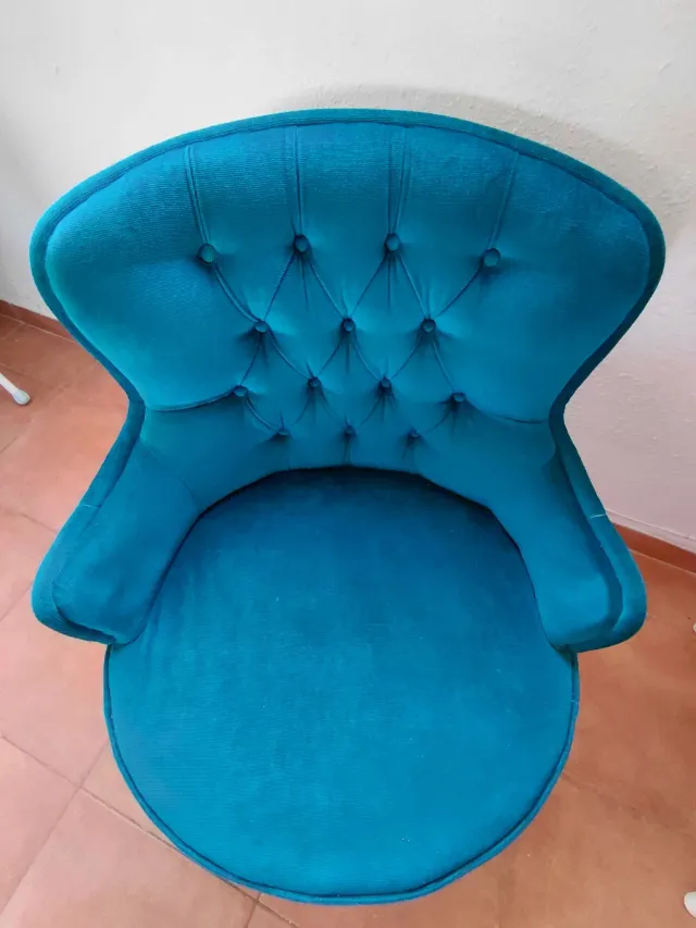 Sillón terciopelo azul pato