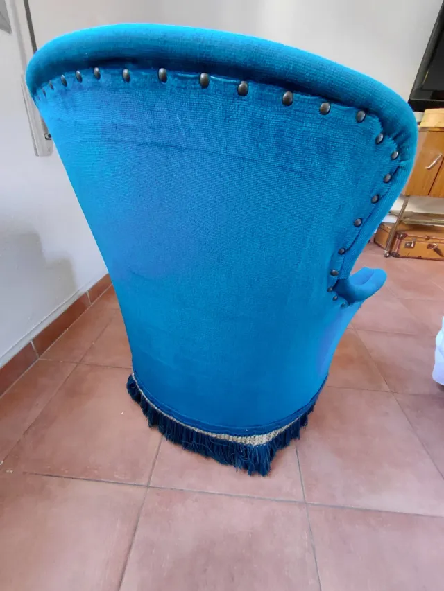 Sillón terciopelo azul pato