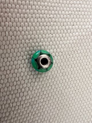 Charm Pandora Verde y Plateado