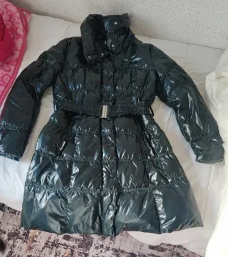 Abrigo acolchado mujer negro