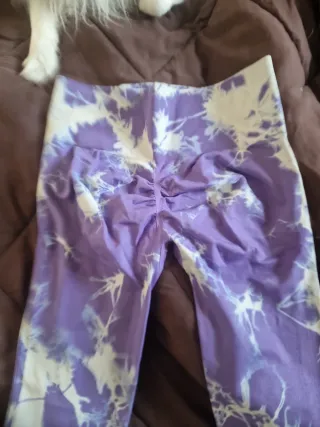 Leggings Push Up Talla M Morado y Blanco