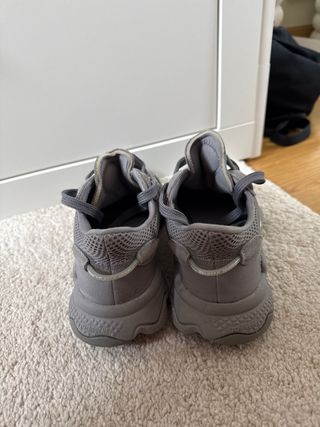 Zapatillas Adidas Ozweego Gris