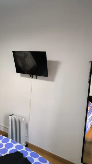 Xiaomi TV 32 + Soporte Pared