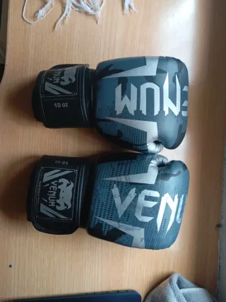 Guantes de boxeo Venum
