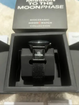 Omega x Swatch Mission To The Moonphase