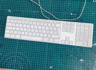 Teclado Apple Mac Ultraplano Plata/Blanco