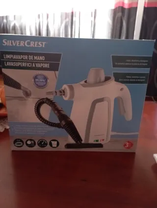 Limpiador a vapor SilverCrest mano