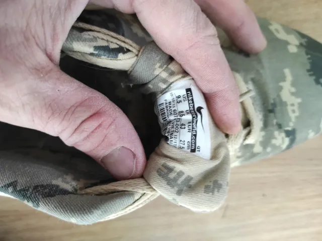 Zapatillas Nike Camuflaje Beige/Gris