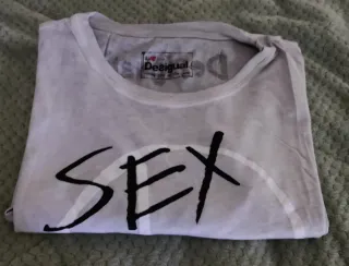 Camiseta Desigual Sex Love Fun Talla L