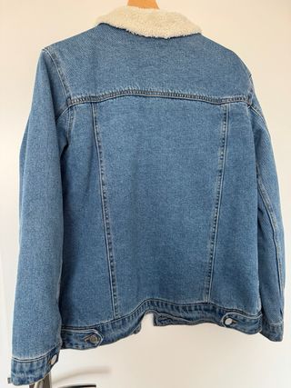 Cazadora tejana acolchada Mango. Talla XS/S