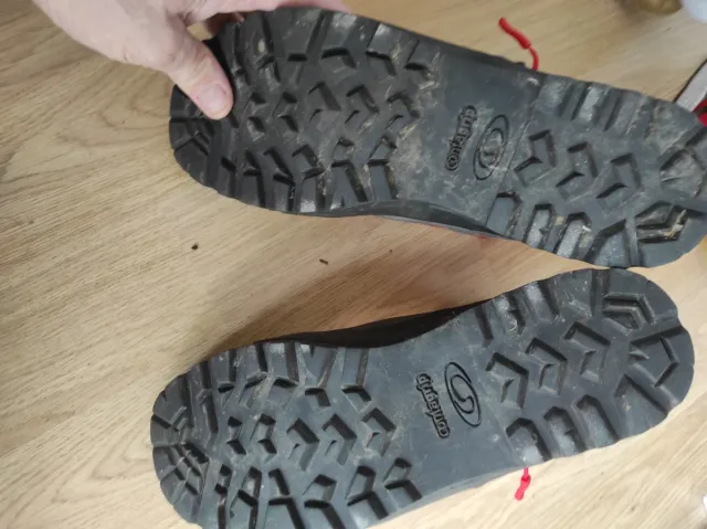 Botas Salomon Adventure Gris/Rojo