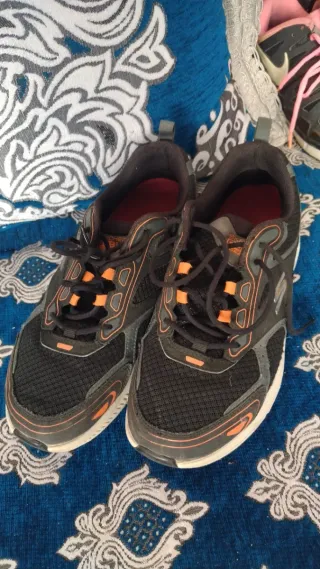 Zapatillas Skechers Goga Max Negro/Gris