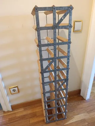 Botellero Metálico y Madera