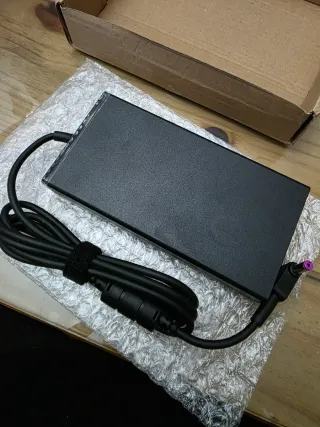 Caricabatterie Acer Aspire V17 Nitro