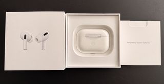 AirPods Pro (1ª Gen) con caja y cable original