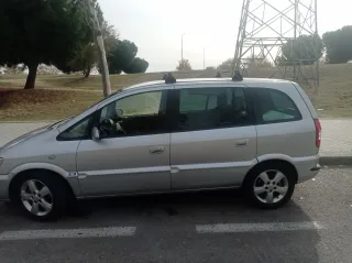 Opel Zafira 2004