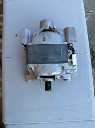 Motore Lavatrice Whirlpool Bauknecht