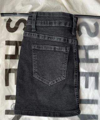 Falda vaquera negra corta Talla XS