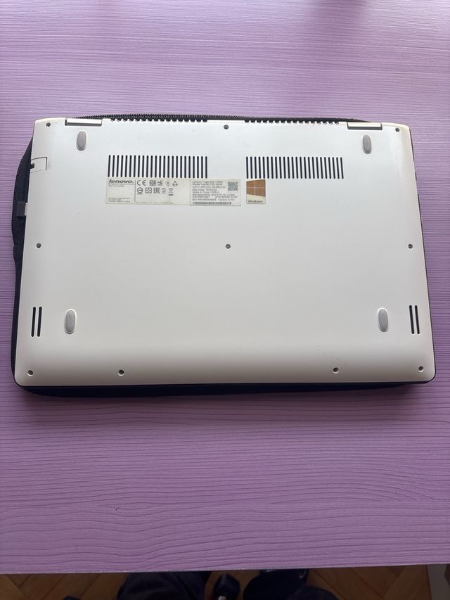 Ordenador portátil Lenovo color Blanco