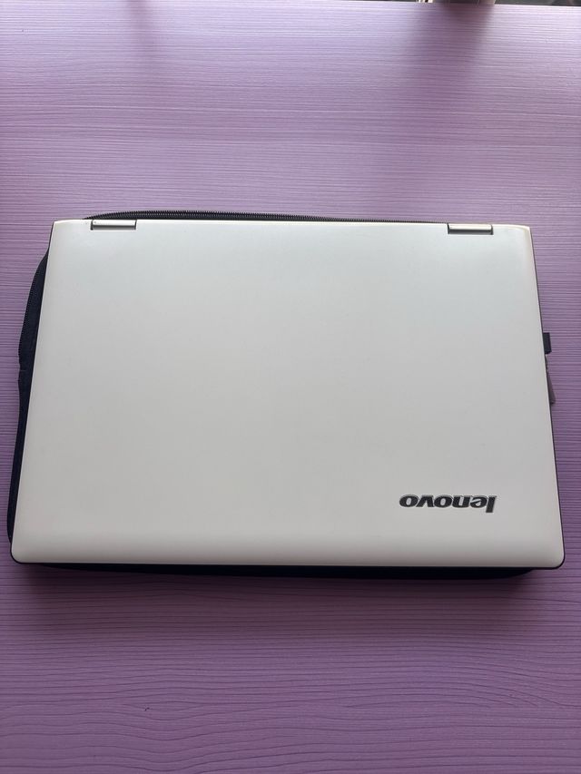 Ordenador portátil Lenovo color Blanco