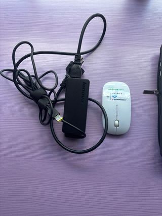 Ordenador portátil Lenovo color Blanco