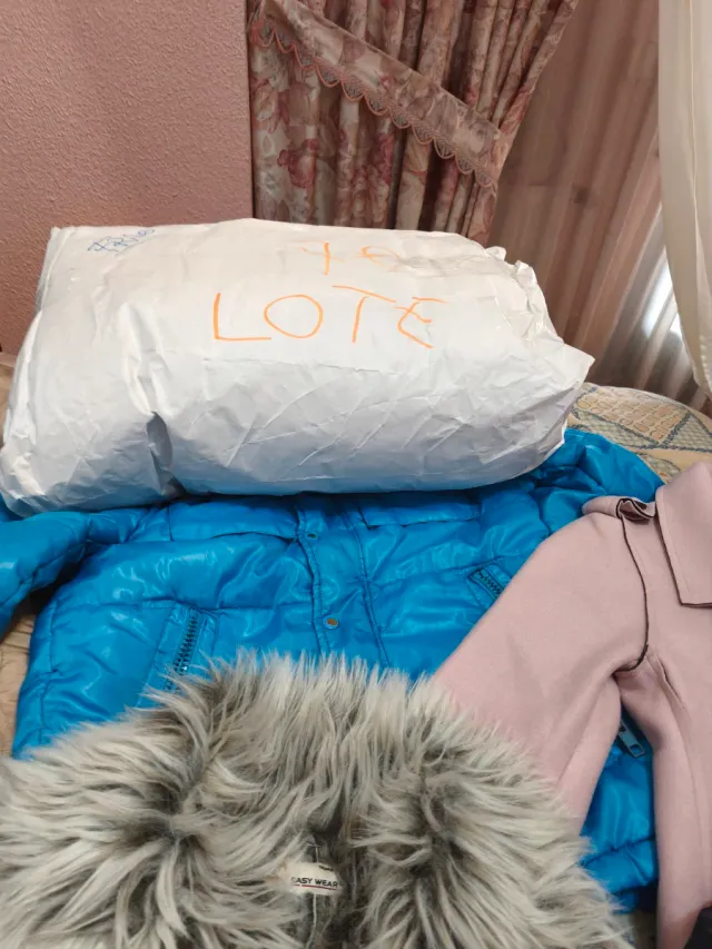 Lote de Roupas de Abrigo