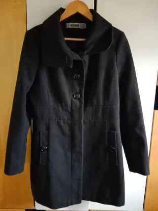 Abrigo negro elegante