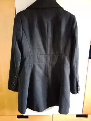 Abrigo negro elegante