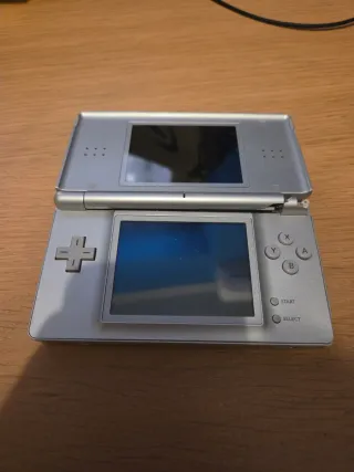 Nintendo DS Lite per pezzi di ricambio