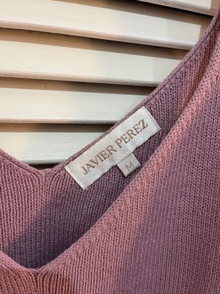 Camiseta Top de punto lila con cuello V talla M