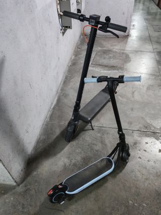 2 Patinetes: 1 infantil y 1 adulto