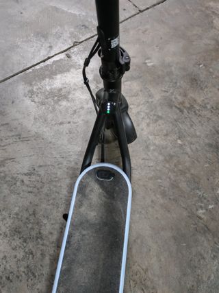 2 Patinetes: 1 infantil y 1 adulto