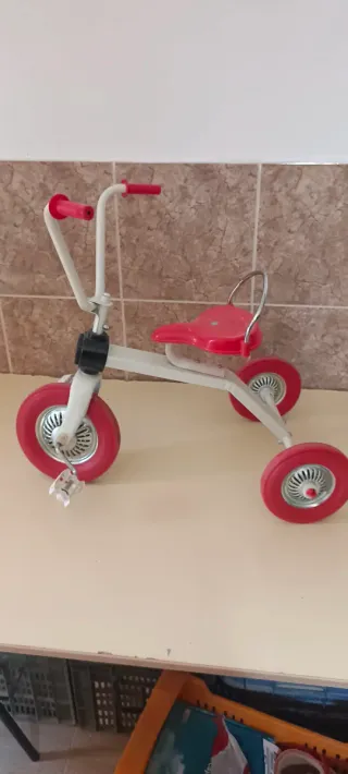 Triciclo Coloma y Pastor Antiguo de los años 80