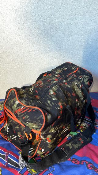 Mochila Adidas 50L Camuflaje Naranja
