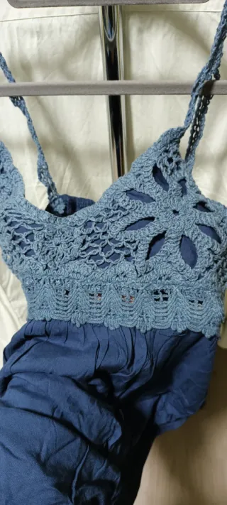 Top tirantes escote calado Talla M/L