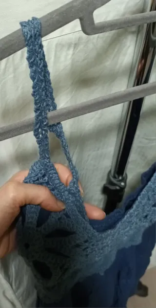 Top tirantes escote calado Talla M/L