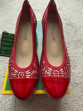 Zapatos Pitillos Rojo Talla 38 Nuevos