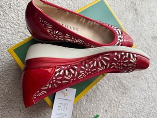 Zapatos Pitillos Rojo Talla 38 Nuevos