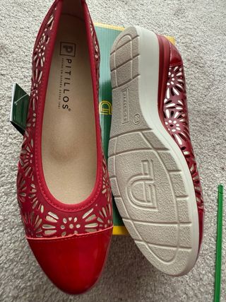 Zapatos Pitillos Rojo Talla 38 Nuevos