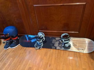 Set Snowboard: Tabla 155cm y Botas Talla 43