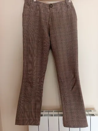 Pantalón cuadros marrón y rosa