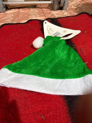 Gorro Navideño Verde con Blanco hay 20