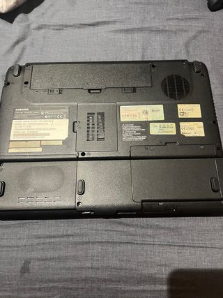 Portátil Toshiba Satellite A200-20Y Negro