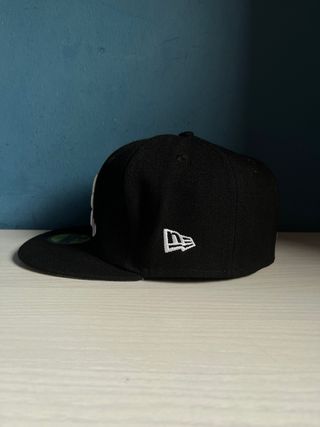 Gorra New Era Negra Atlanta Bravea