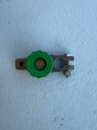 Stacca batteria con interruttore ON/OFF