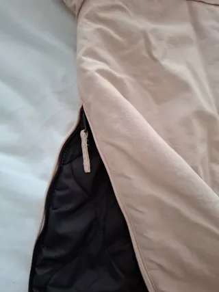 Abrigo Pull and Bear rosa talla S