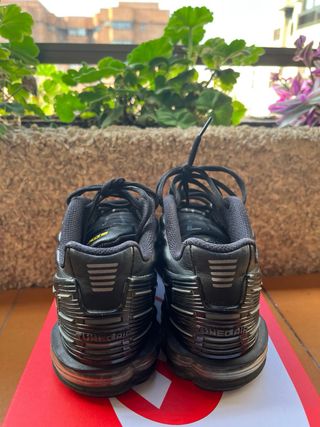 Nike Air Max TUNED 3 Negras 38,5