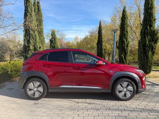 Hyundai Kona EV 150kW Tecno 484km